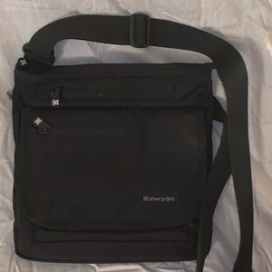 Sherpani Purse